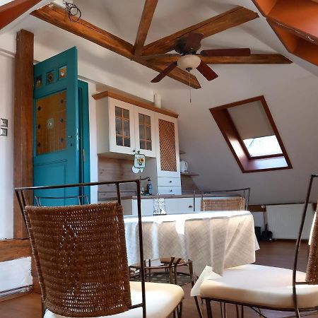 Roof Apartment Ztracena 올로모우츠 외부 사진