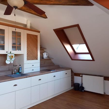 Roof Apartment Ztracena 올로모우츠 외부 사진