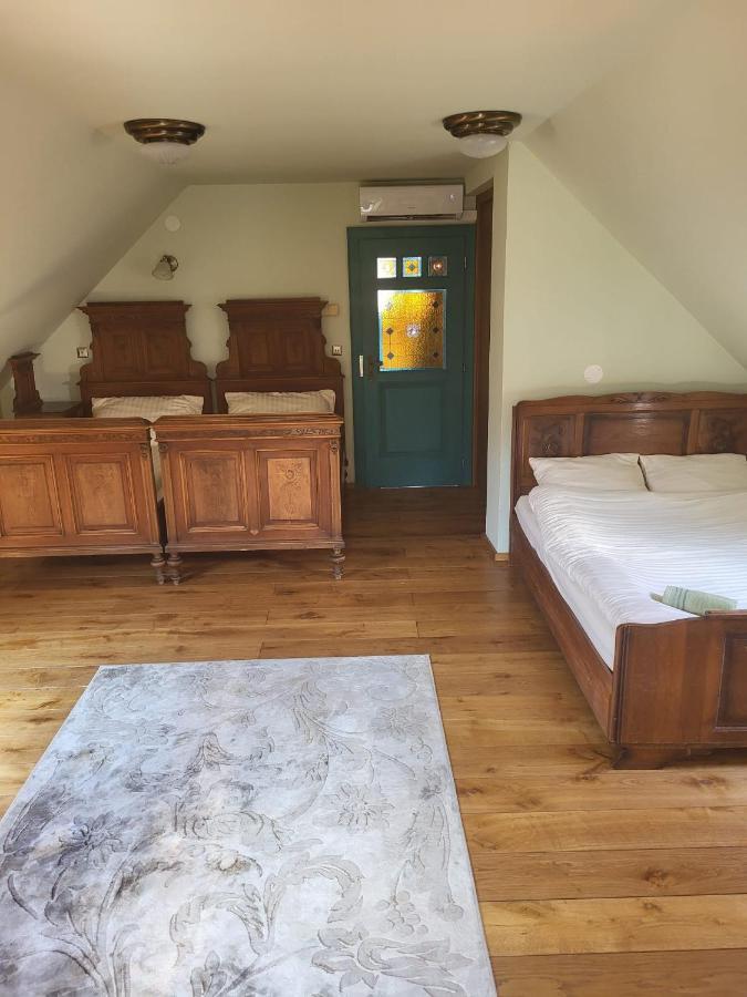 Roof Apartment Ztracena 올로모우츠 외부 사진